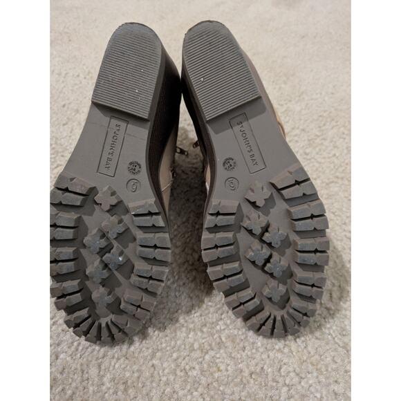 St. John's Bay wedge boots - Picture 6 of 10